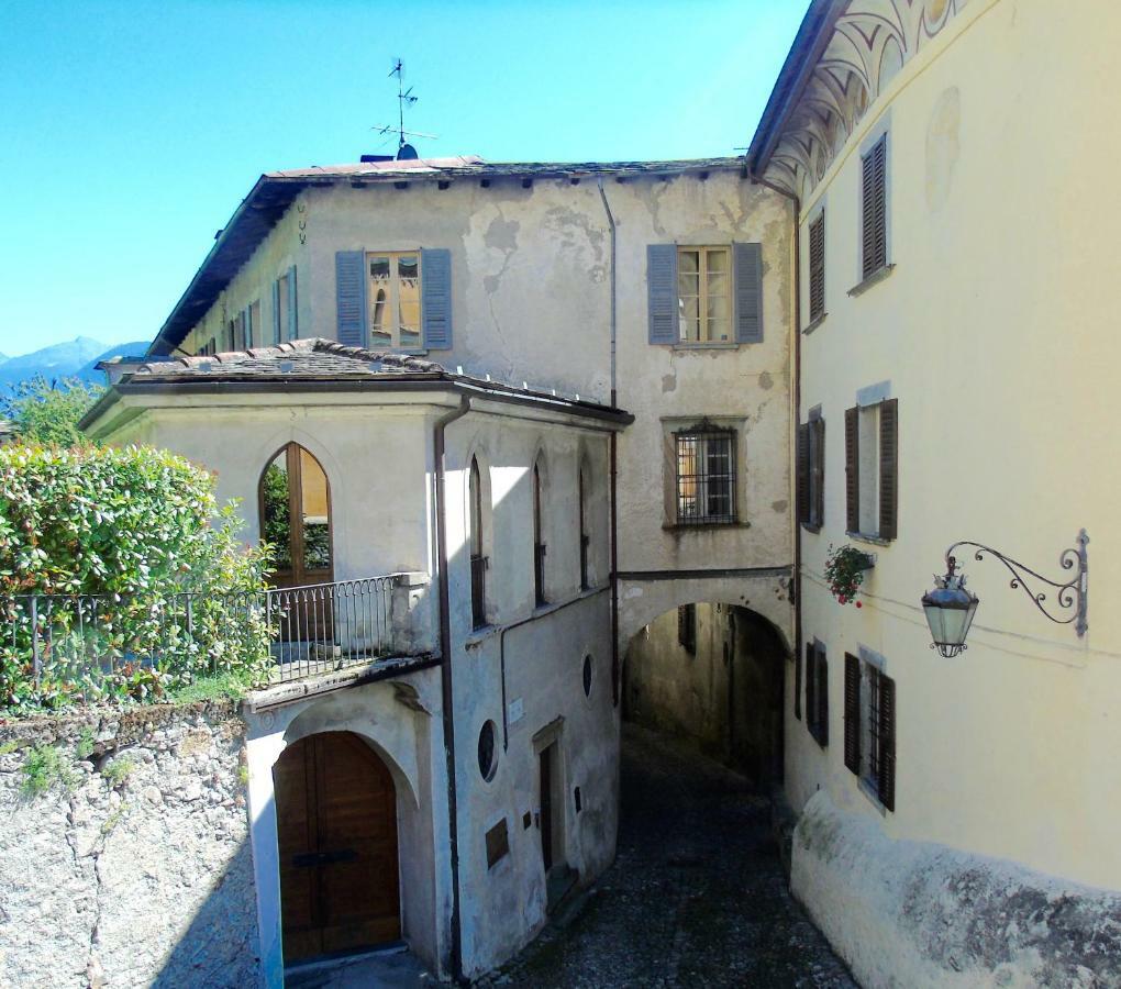 Il Granaio Di Palazzo Guicciardi San Bernardo (Sondrio)